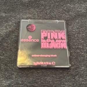 BNIB ESSENCE PINK IS THE NEW BLACK COLOUR CHANGING BLUSH
